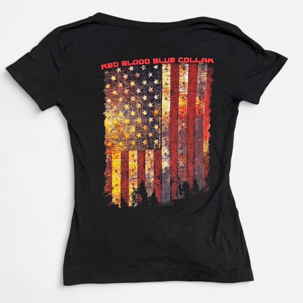 V-neck Grunt Style Black Tee with American Flag Graphic - Picture 2 of 4